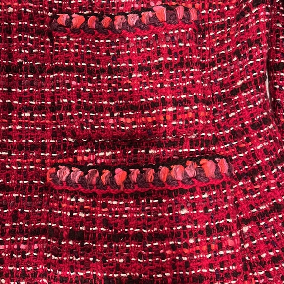 Chanel Jacket - Picture 16 of 16